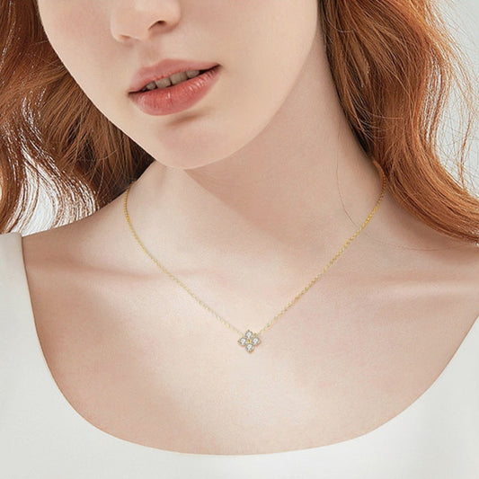 The Clover Necklace