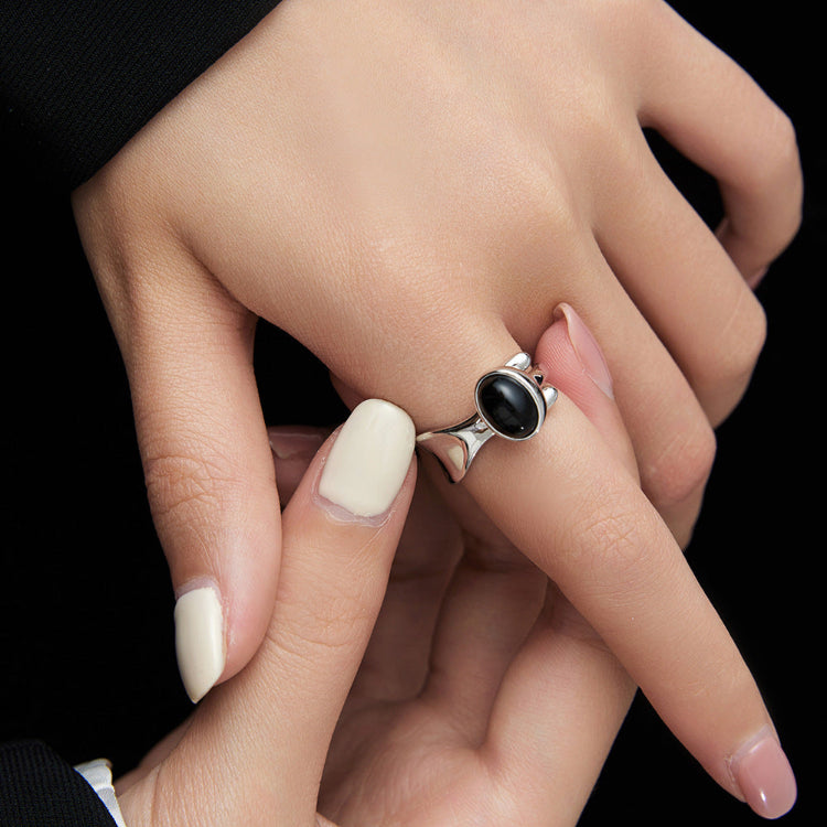 The Black Agate Ring